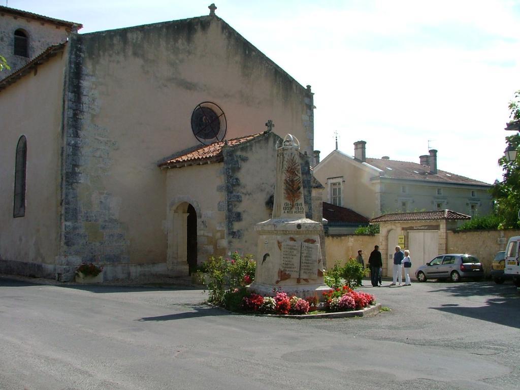 Le Petit Lavoir Saint-Paul-Lizonne Dış mekan fotoğraf